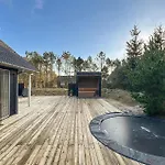 別荘 Three-bedroom In ブラーバンド
