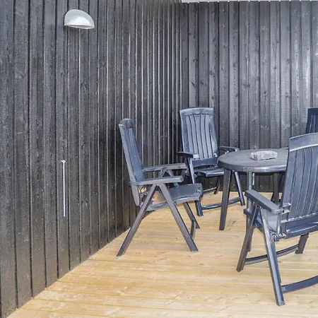 Three-bedroom In Hébergement de vacances