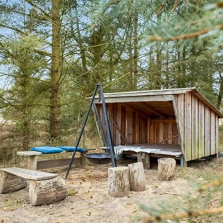 Three-bedroom In Hébergement de vacances